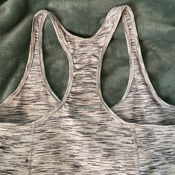 Lululemon Tank - Picture 6 of 7